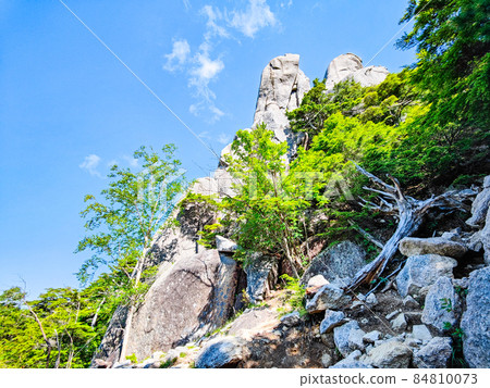 攀登水垣山:大文件岩石 攀登水垣山:大文件岩石 84810073