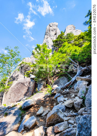 攀登水垣山:大文件岩石 攀登水垣山:大文件岩石 84810076