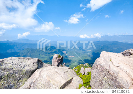 水垣山的風景：南阿爾卑斯山的景色 84810081