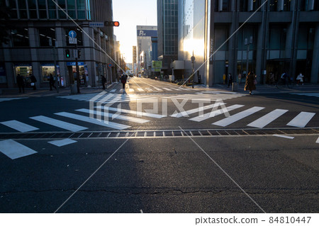 福岡縣博多區爭奪十字路口的風景 84810447