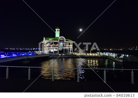 普卡里碼頭和超級月亮 84810613