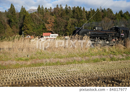 運行SL的JR釜石線（銀河夢幻線） 84817977
