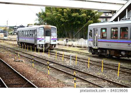 JR West Geibi Line Miyoshi Station Miyoshi City, Hiroshima Prefecture JR West Geibi Line Miyoshi Station Miyoshi City, Hiroshima Prefecture 84819606