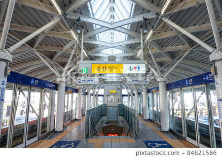 Daiba Station on the Yurikamome Line (Minato-ku, Tokyo) 84821566