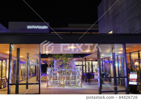 仙台站東口咖啡廳和SS Plaza仙台冬季夜景 84826726