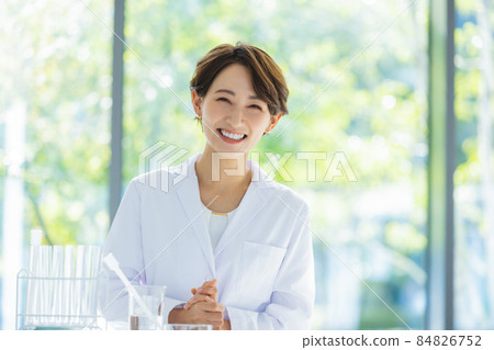 Researcher shooting cooperation: LINK FOREST 84826752