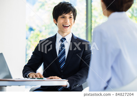 Business meeting Business negotiations Shooting cooperation: LINK FOREST 84827204