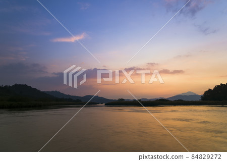 日月潭，黃昏，台灣 84829272