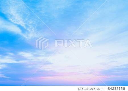 Morning glow clouds Morning glow clouds 84832156