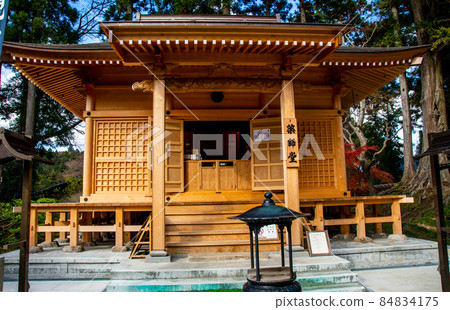岩手縣平泉世界文化遺產中尊寺觀音院觀音堂 84834175