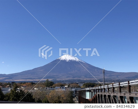 Mt. Fuji seen from Gotemba Premium Outlets 3 84834629