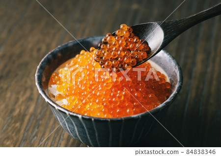 Salmon roe pickled in soy sauce on rice Salmon roe pickled in soy sauce on rice 84838346