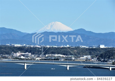 富士山、濱名湖和橋 富士山、濱名湖和橋 84839227