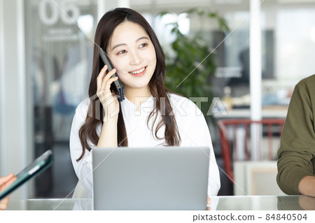 Young employees to meet Young employees to meet 84840504