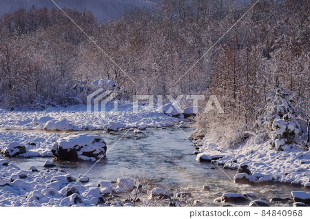 雪國早晨冬天早晨風景 84840968