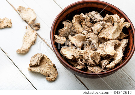 Bryonia root, naturopathy 84842613