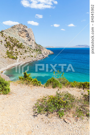 Golitsyn trail at rocky Black Sea coast on a sunny day 84845902