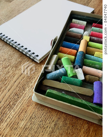 Sketchbook and pastel Sketchbook and pastel 84847740