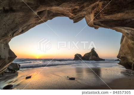 茨城縣日立市東滑川海灘綠地上午 84857305