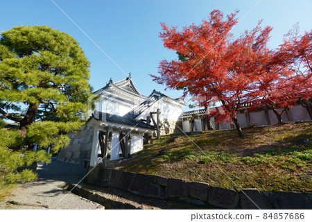 Autumn Nijo Castle East Otemon, Nakagyo Ward, Kyoto City Autumn Nijo Castle East Otemon, Nakagyo Ward, Kyoto City 84857686