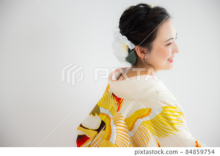 打掛西發 84859754
