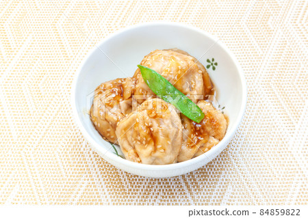 Boiled fried taro soboro ankake 84859822