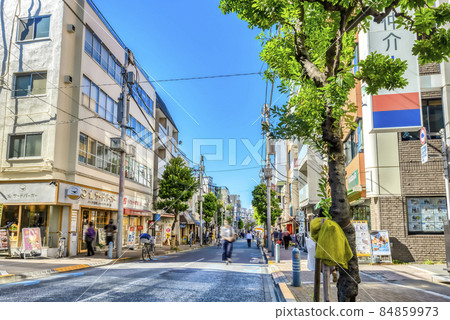 東京三軒茶屋茶澤通世田谷的城市景觀 東京三軒茶屋茶澤通世田谷的城市景觀 84859973