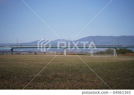 從河床看到的3號線[福岡縣久留米市東串原町] 84861365