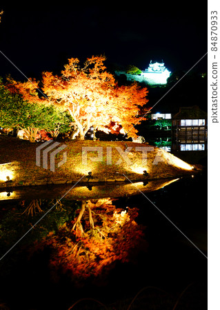 Genkyuen Garden, a national special historic site, Rinikekaku, a national treasure castle tower Genkyuen Garden, a national special historic site, Rinikekaku, a national treasure castle tower 84870933