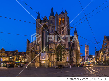Gent, Belgium - April 29, 2017: Sunset in old town Gent 84871781