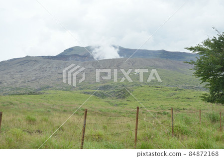 Mt. Aso and smoke Mt. Aso and smoke 84872168