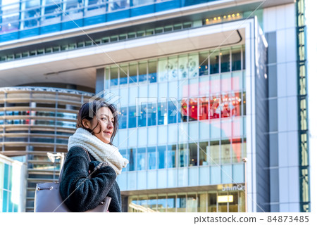 Morning commute business woman Shibuya Morning commute business woman Shibuya 84873485