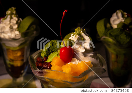 Yamanote Line Parfait Yamanote Line Parfait 84875468
