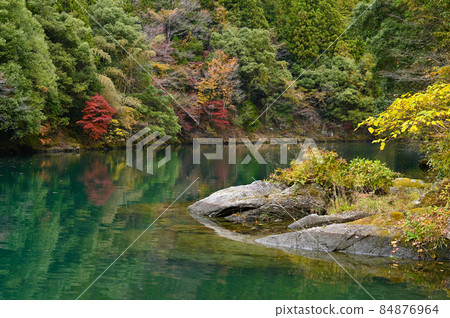 Shiraruma湖秋葉 Shiraruma湖秋葉 84876964