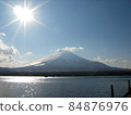 At the sun and Mt. Fuji at Lake Kawaguchi 84876976