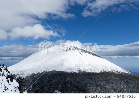 [Nagano] Mt. Asama in winter_Tomi's head 02 84877616