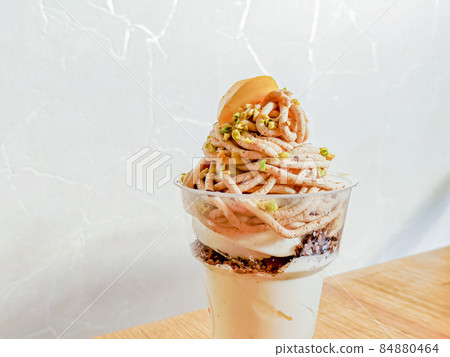 甜點 秋季 Mont Blanc Parfait 甜點 秋季 Mont Blanc Parfait 84880464