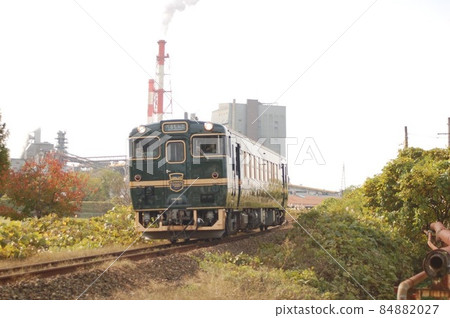 Berumonta 在後台與工廠一起運行 Berumonta 在後台與工廠一起運行 84882027