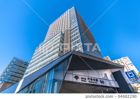 俯瞰東京中城和六本木站的日本東京城市景觀 84882290