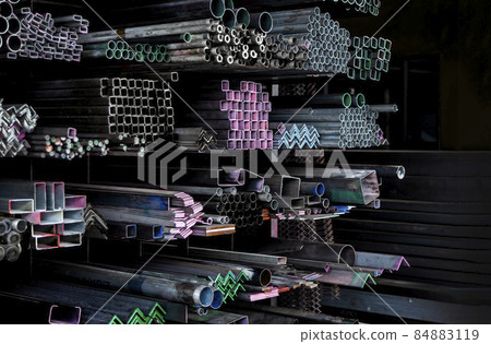 supplier of steel, collecting various forms of steel in stocks to speculate on volatility of steel prices 84883119