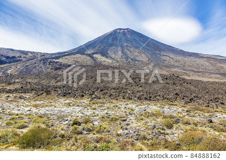 Panoramic picture of Mount Ngauruhoe in the Tongariro National Park on northern island of New Zealand in summer 84888162