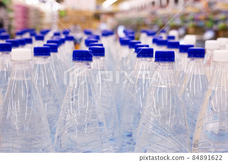 Baked sea trout fillet with fresh vegetables and herbs on black board 84891622