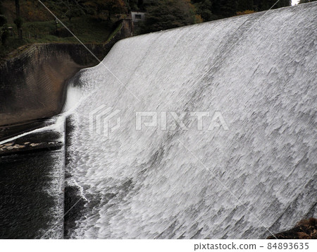 被稱為日本最美的白水水壩,大分縣竹田市津倉 被稱為日本最美的白水水壩,大分縣竹田市津倉 84893635