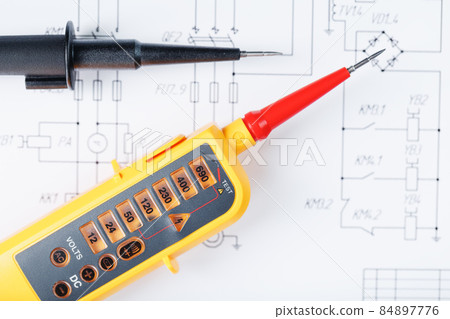 The two-pole voltage indicator lies on the electrical drawing. The two-pole voltage indicator lies on the electrical drawing. 84897776
