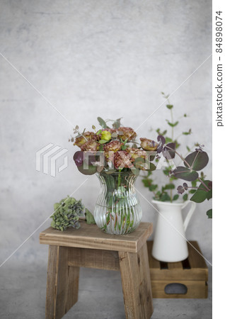 Eustoma lisianthus 84898074