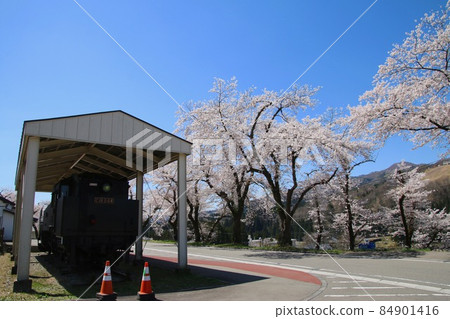 柳津站櫻花(福島縣柳津町) 柳津站櫻花(福島縣柳津町) 84901416