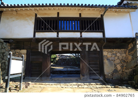 彥根城/太鼓門塔（重要文化財產）[滋賀縣彥根市] 84902765