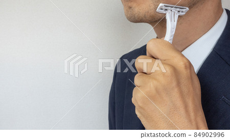 刮鬍子的商人 84902996