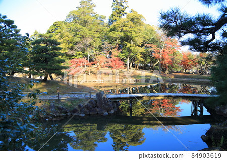 Hikone Castle / Genkyuen Garden [Hikone City, Shiga Prefecture] 84903619