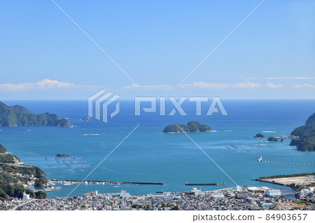從海治山展望台眺望尾羽灣[三重縣尾羽市] 84903657